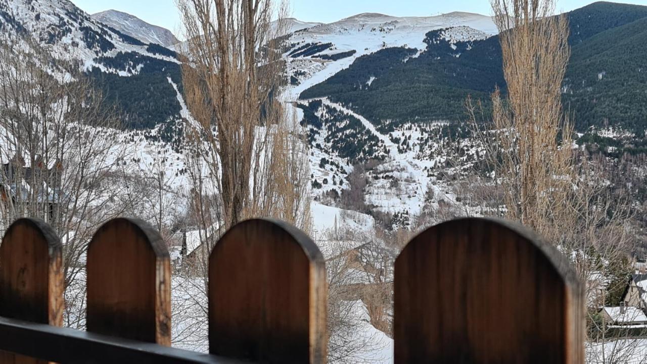 Tuhogarencerler Taquilla Parking En Pistas Apartman Kültér fotó