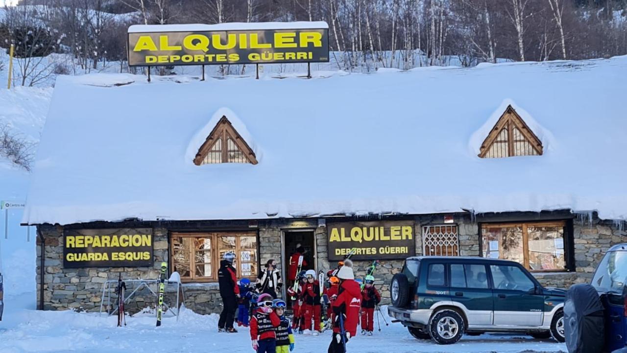 Tuhogarencerler Taquilla Parking En Pistas Apartman Kültér fotó
